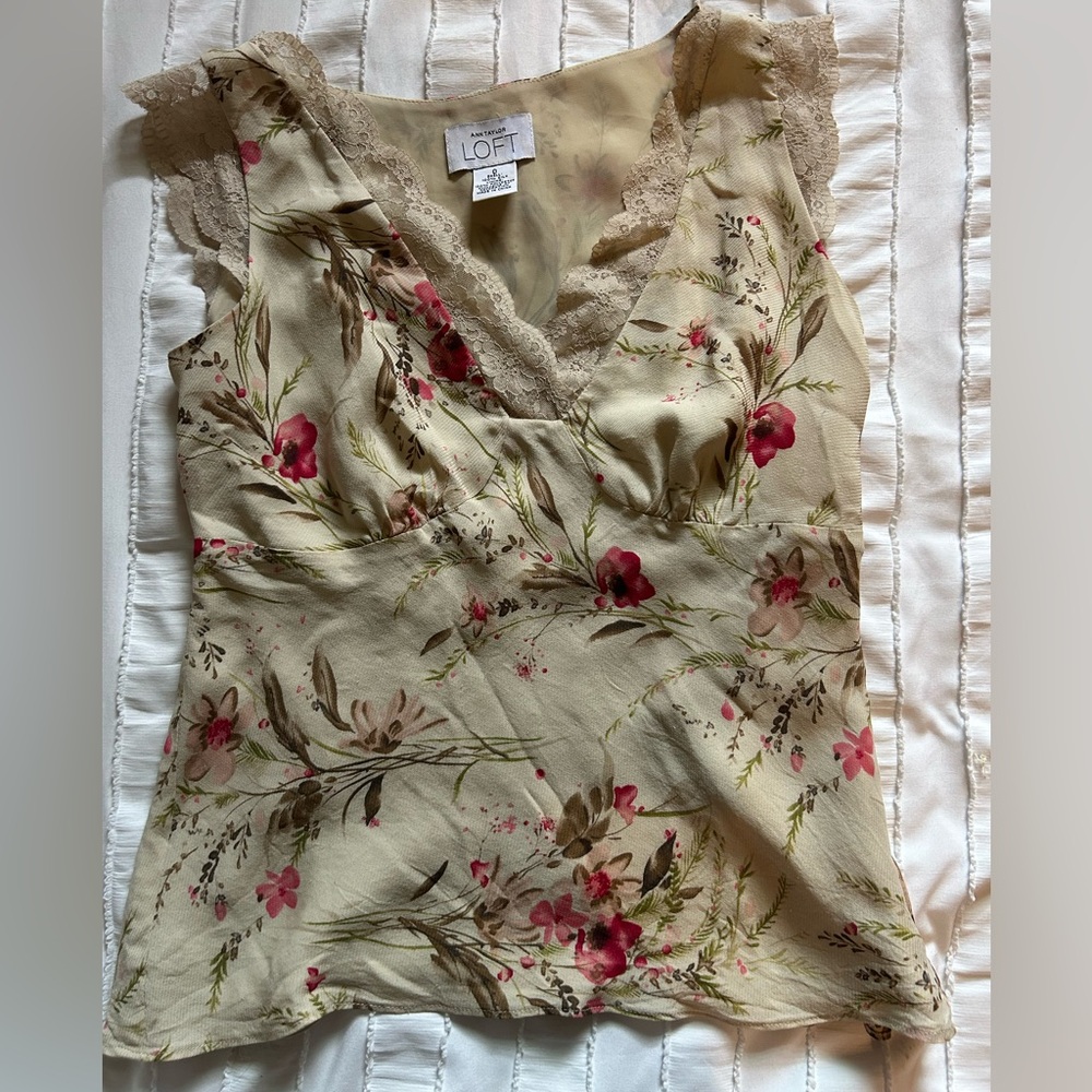 Women’s Loft blouse size 0